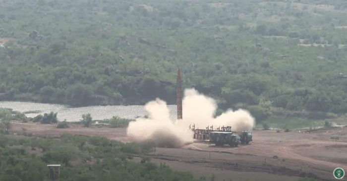 Vụ phóng thử tên lửa Ghauri (tên lửa Hatf 5) vào tháng 10/2018. Ảnh: ISPR Pakistan/missilethreat.csis.org