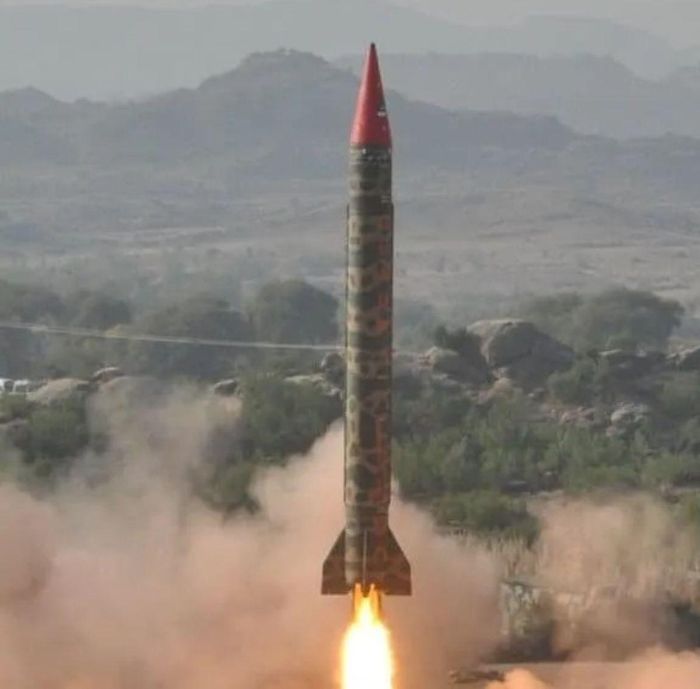 Phóng thử tên lửa Ghauri (tên lửa Hatf 5). Ảnh: ISPR Pakistan/missilethreat.csis.org