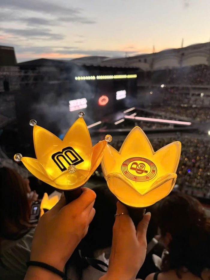 Lightstick chính thức của BIGBANG. 