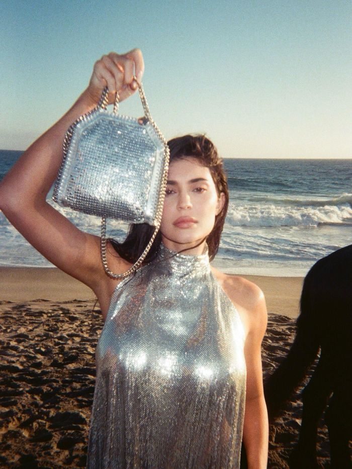 Kylie Jenner gợi cảm trong loạt ảnh mới. 