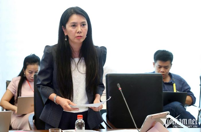 Đại biểu Đoàn Thu Hà