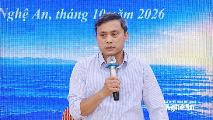 Ông Lê Trần Nguyên Hùng - Phó Cục trưởng Cục Thủy sản và Kiểm ngư phát biểu tại hội thảo. Ảnh: Thúy Vinh