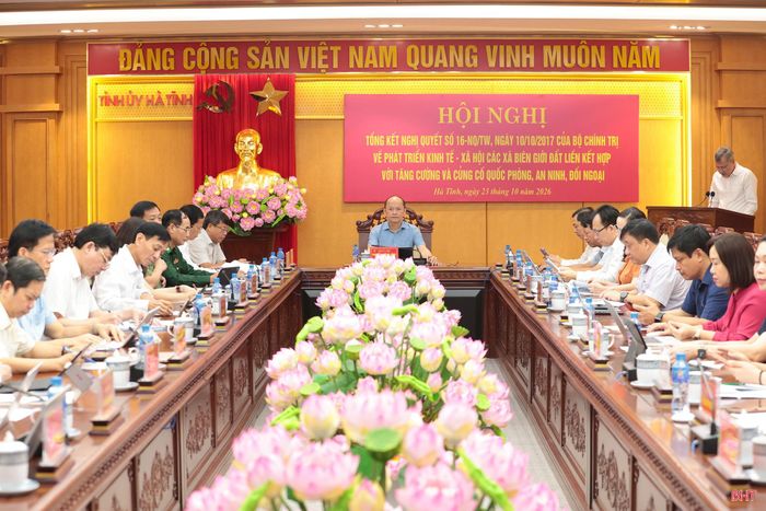 Toàn cảnh hội nghị.