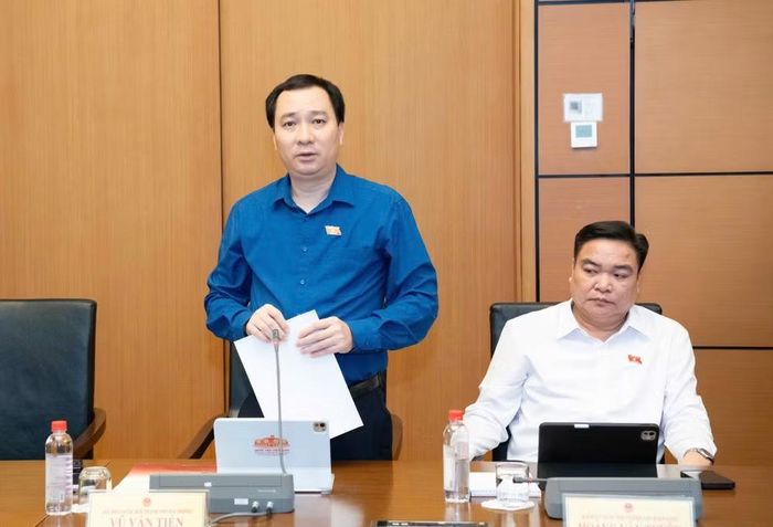 Đại biểu Vũ Văn Tiến - Đoàn Đại biểu quốc hội Thành phố Hải Phòng. (Ảnh: PV/Vietnam+)