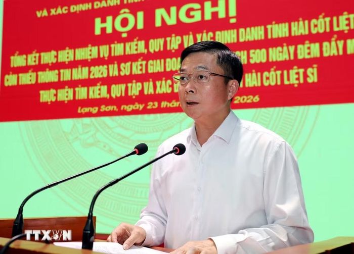 Phó Chủ tịch Thường trực Ủy ban Nhân dân tỉnh, Trưởng Ban Chỉ đạo 515 tỉnh Lạng Sơn Đinh Hữu Học cho biết tỉnh tiếp tục triển khai hiệu quả việc tìm kiếm, quy tập và xác minh danh tính hài cốt liệt sỹ năm 2027 và giai đoạn 2. (Ảnh: Văn Đạt/TTXVN)
