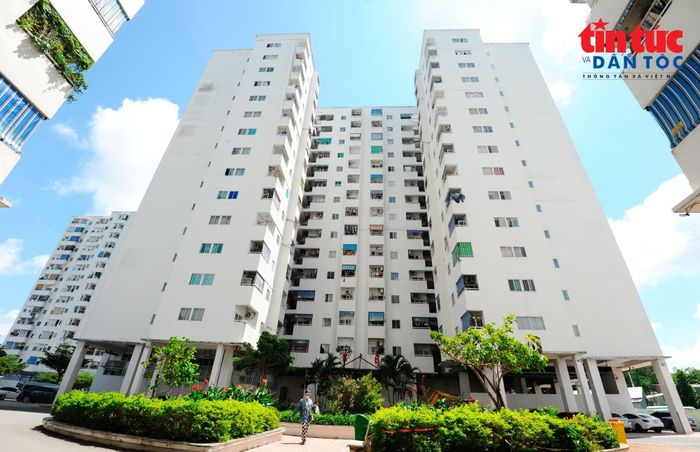 Những căn hộ cho thuê 49 năm tại chung cư Lê Thành Tân Tạo (phường Tân Tạo, TP Hồ Chí Minh) đã trở thành “điểm tựa an cư” của hàng nghìn lao động có thu nhập thấp.