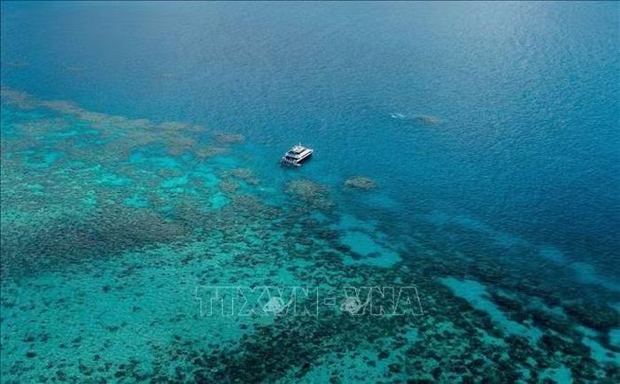 Rạn san hô Great Barrier ở bang Queensland, Australia. Ảnh: THX/TTXVN phát