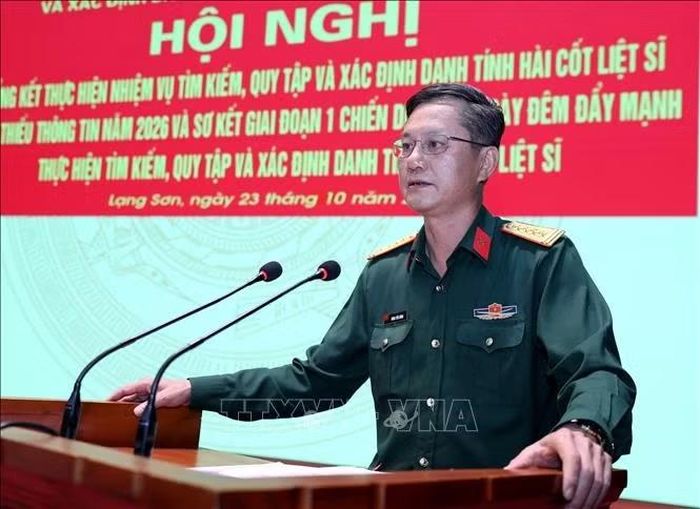 Đại tá Nông Tiến Dũng, Phó Chủ nhiệm Chính trị Quân khu 1 đánh giá cao Ban Chỉ đạo 515 tỉnh Lạng Sơn trong lãnh đạo, chỉ đạo, thực hiện nhiệm vụ tìm kiếm, quy tập và xác định danh tính hài cốt liệt sĩ trên địa bàn.