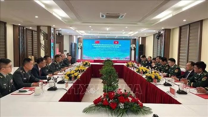 Toàn cảnh buổi hội đàm giữa Đoàn đại biểu Biên giới đoạn số 3 Việt Nam và Trung Quốc tại phường Sa Pa, tỉnh Lào Cai. Ảnh: TTXVN phát