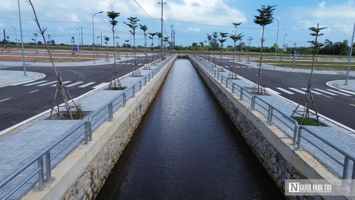 Hạ tầng đồng bộ tại khu tái định cư Phú Hồ.