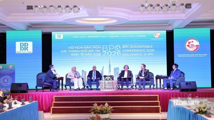 Chia sẻ tại hội nghị bàn tròn, lãnh đạo Sở Xây dựng, Tp.HCM mong muốn trong việc phát triển TOD điển hình, các nước có kinh nghiệm tới Tp.HCM để cùng nghiên cứu và đưa ra hình mẫu, để thành phố có thể đưa ra cơ chế đầu tư, phát triển TOD thực tiễn, phục vụ người dân và lợi ích lâu dài cho nhà đầu tư.
