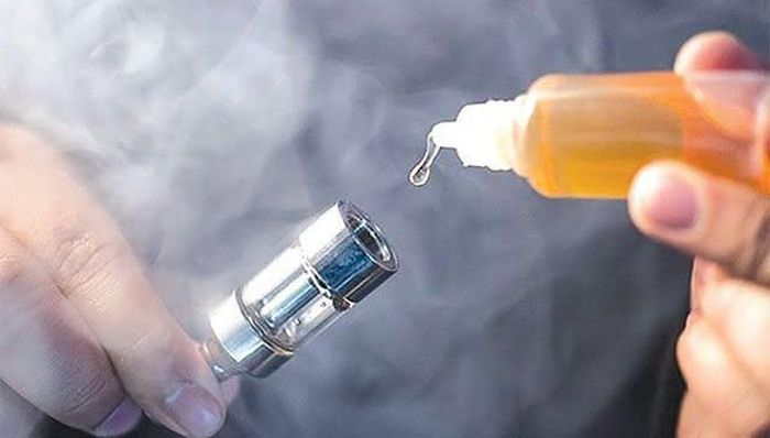 Các bác sĩ khuyến cáo người chưa hút thuốc lá điện tử không nên thử.