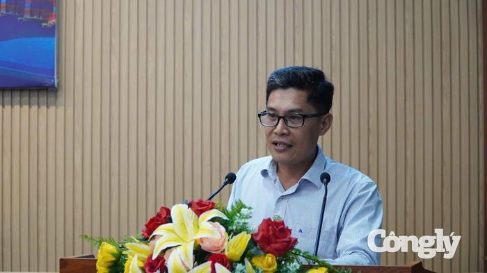 Tiến sĩ Hồng Minh Hoàng (Viện Mekong, Đại học Cần Thơ) kiến nghị tại hội thảo