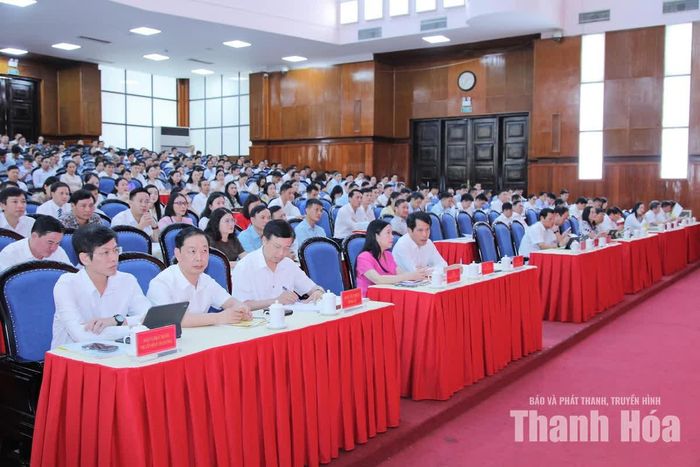 Đại biểu dự hội nghị.