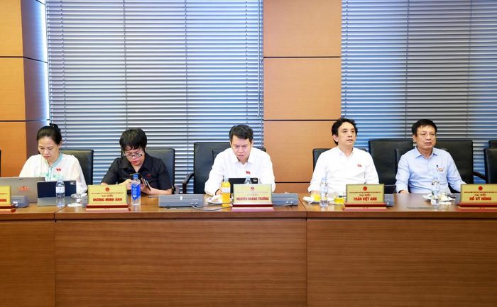 Các đại biểu tham dự phiên họp. Ảnh: Văn Tuyến/Quochoi.vn