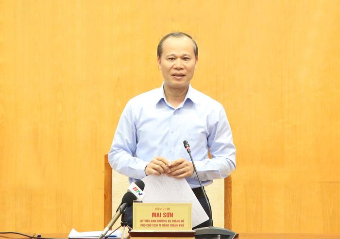 Đồng chí Mai Sơn chỉ đạo tại buổi làm việc.
