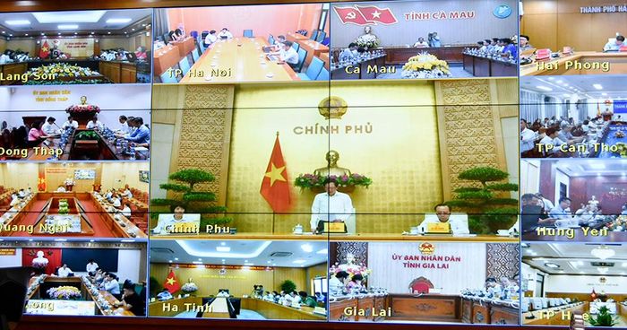  Quang cảnh hội nghị tại các điểm cầu. 