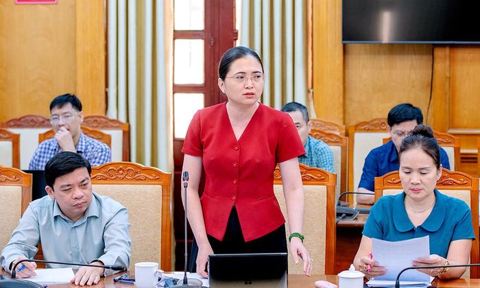 Lãnh đạo Sở Tài chính phát biểu ý kiến liên quan đến vấn đề giải ngân vốn đầu tư công trong lĩnh vực khoa học công nghệ.