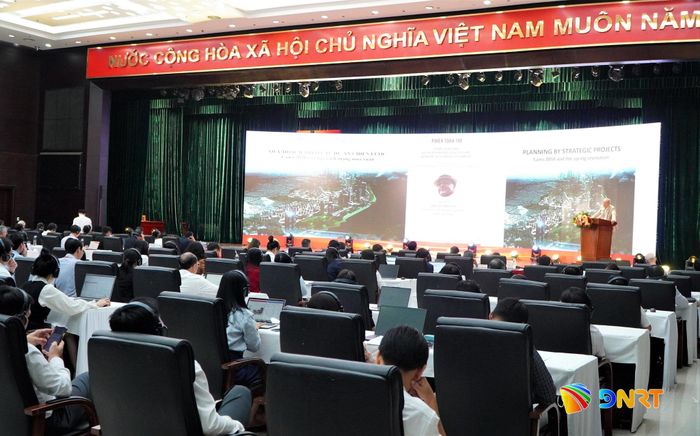 Quang cảnh phiên khai mạc diễn đàn. Ảnh: VINH ANH