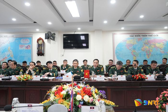 Đại biểu Bộ đội Biên phòng thành phố Huế, Đà Nẵng và tỉnh Quảng Ngãi tham dự hội đàm. Ảnh: HUỲNH CHÍN