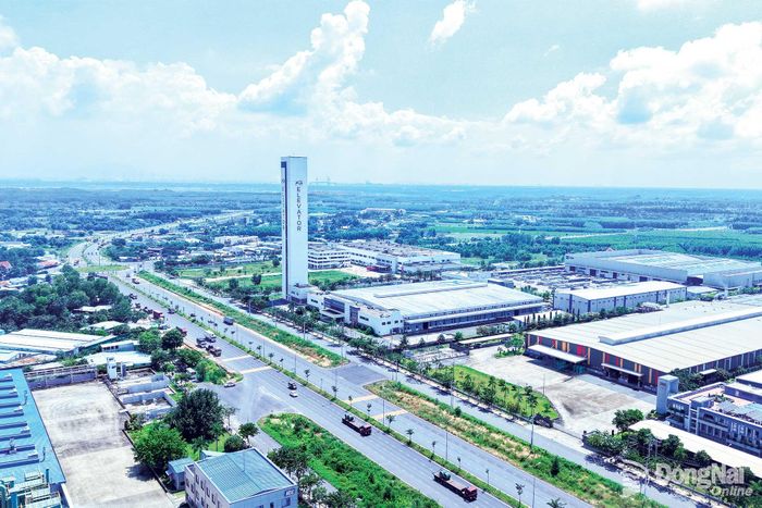 Khu công nghiệp Nhơn Trạch 6, xã Phước An đã cho thuê hết đất công nghiệp để xây dựng nhà máy nhờ lợi thế gần Cảng Phước An. Ảnh: Công Nghĩa