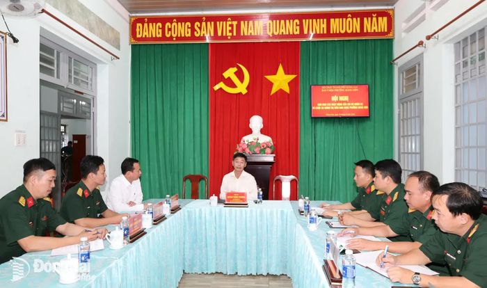 Quang cảnh hội nghị bàn giao tại phường Hàng Gòn. Ảnh: Nguyệt Hà