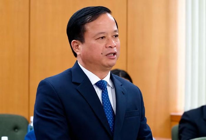 Phó Chủ tịch Thường trực UBND tỉnh Nguyễn Tuấn Thanh phát biểu tại buổi làm việc. Ảnh: Ngọc Luận