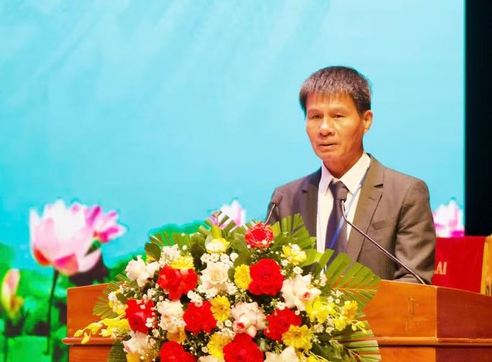  NSƯT Đặng Công Hưng - Chủ tịch Hội VHNT tỉnh, phát biểu tại Đại hội đại biểu Hội VHNT tỉnh Gia Lai nhiệm kỳ 2026-2031. Ảnh: Huỳnh Vỹ 