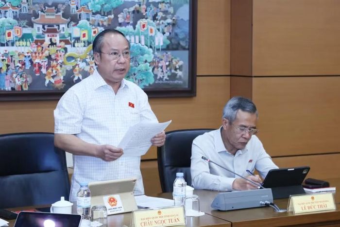  Trưởng Đoàn ĐBQH tỉnh Gia Lai Châu Ngọc Tuấn đề nghị tiếp tục hoàn thiện quy định theo hướng rõ ràng, logic, phù hợp với mô hình chính quyền địa phương 2 cấp. Ảnh: Đoàn ĐBQH tỉnh Gia Lai 