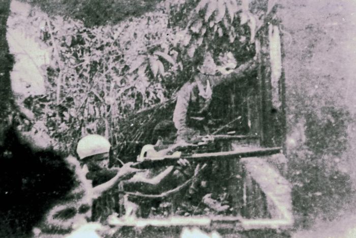 Quân ta chiến đấu dũng cảm tại Nha Trang năm 1946. Ảnh: Nguyễn Bá Khoản