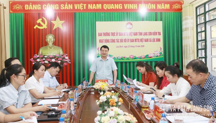 Đoàn kiểm tra tại xã Lộc Bình