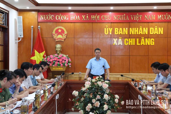 Đồng chí Đoàn Thanh Sơn, Phó Chủ tịch UBND tỉnh phát biểu tại hội nghị