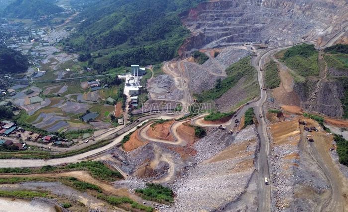 Lào Cai là tỉnh có nhiều mỏ khoáng sản cần được tháo gỡ khó khăn để nâng cao hiệu quả khai thác phục vụ phát triển kinh tế - xã hội của địa phương.