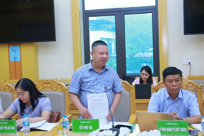 Các đại biểu phát biểu ý kiến tại hội nghị.
