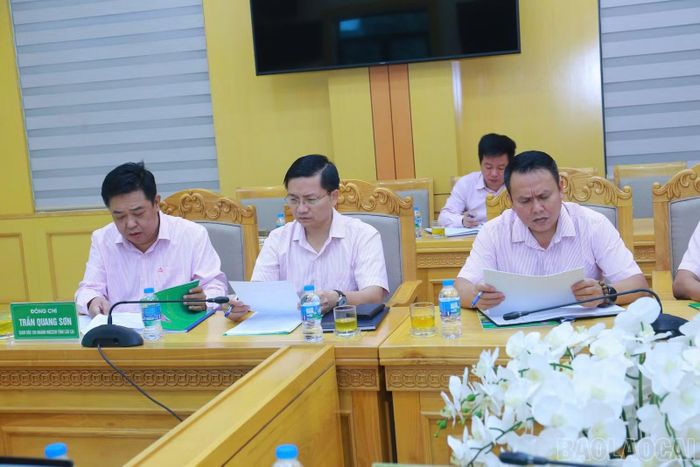 Các đại biểu tham dự hội nghị.