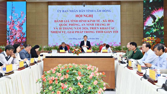Quang cảnh hội nghị