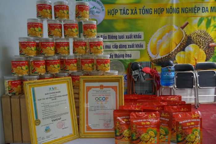 Sầu riêng sấy khô của Hợp tác xã Tổng hợp nông nghiệp Đa Mi