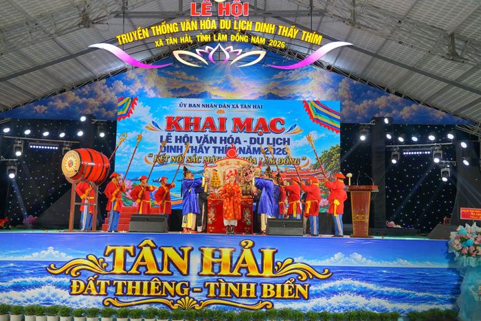 Lễ dâng hương tưởng nhớ Thầy Thím