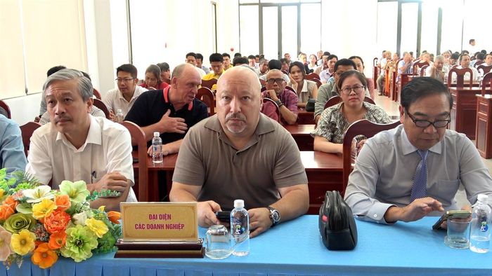 Đại diện doanh nghiệp tham dự