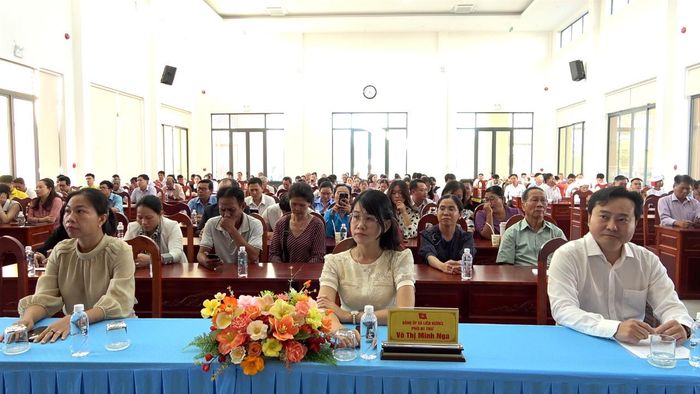 Các đại biểu dự hội nghị