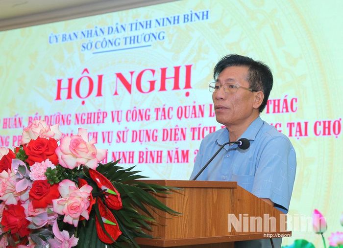 Lãnh đạo Sở Công thương phát biểu khai mạc hội nghị.