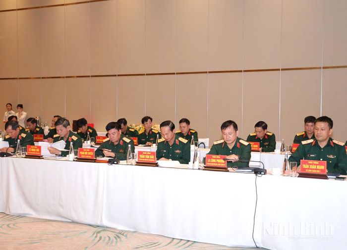 Các đại biểu dự hội nghị.