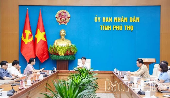 Toàn cảnh hội nghị tại điểm cầu tỉnh Phú Thọ.