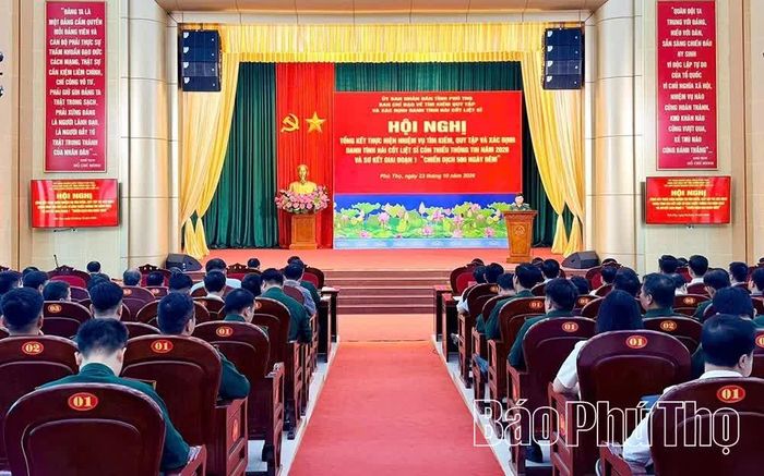 Toàn cảnh hội nghị.