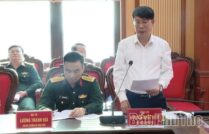 Đồng chí Phó Chủ tịch UBND tỉnh Nguyễn Khắc Hiếu phát biểu tại buổi kiểm tra. 