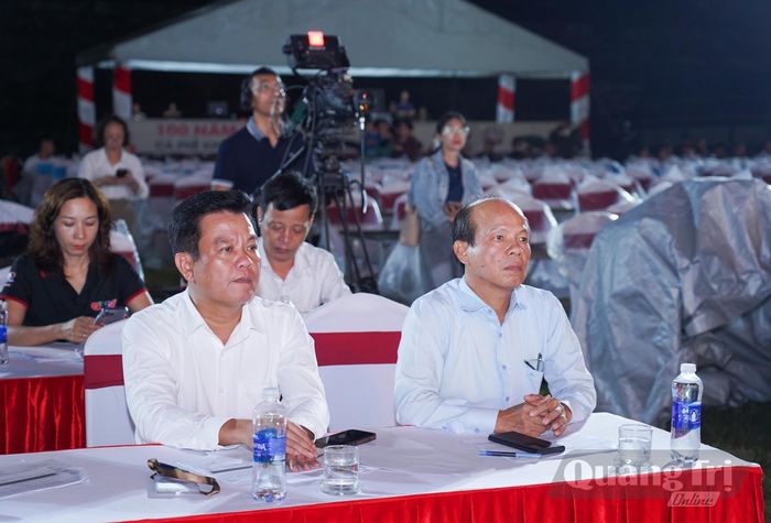 Đại diện lãnh đạo Báo và phát thanh, truyền hình Quảng Trị, Sở Nông nghiệp và Môi trường tham dự buổi tổng duyệt - Ảnh: Lê Trường