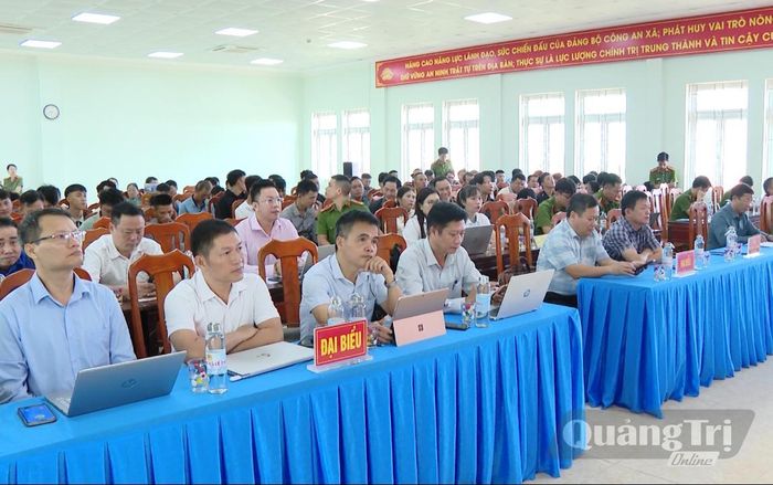 Các đại biểu dự hội nghị - Ảnh: K.H