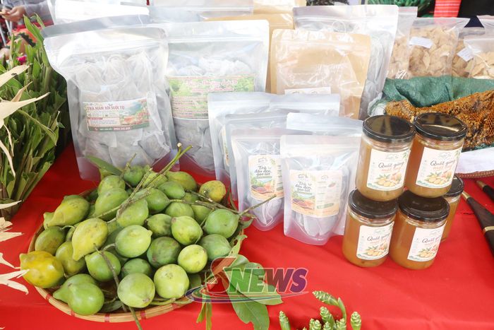 Nông sản đặc trưng địa phương trưng bày tại ngày hội