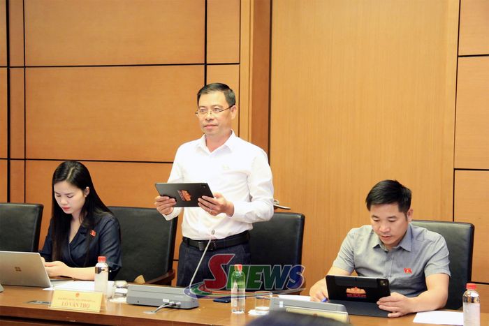 Đại biểu Lò Văn Thọ phát biểu