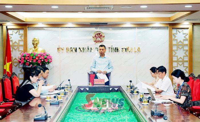 Họp Hội đồng tuyển dụng công chức tỉnh Sơn La năm 2026.